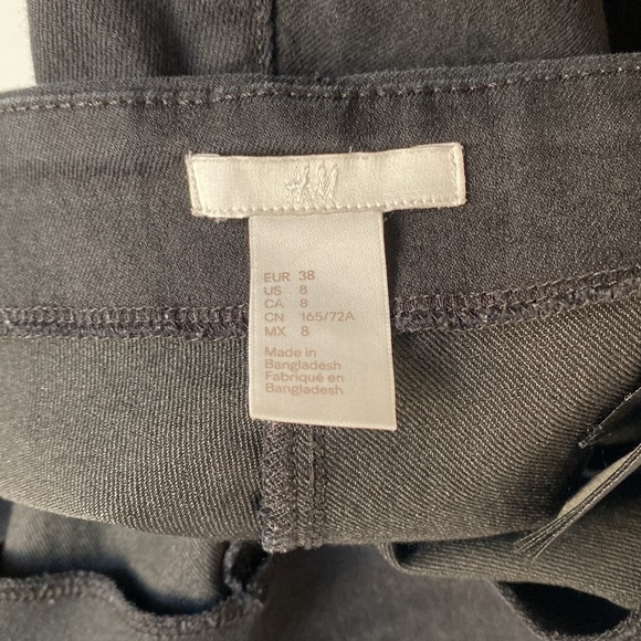 H&M Women’s Plain Jeans - Picture 2 of 4